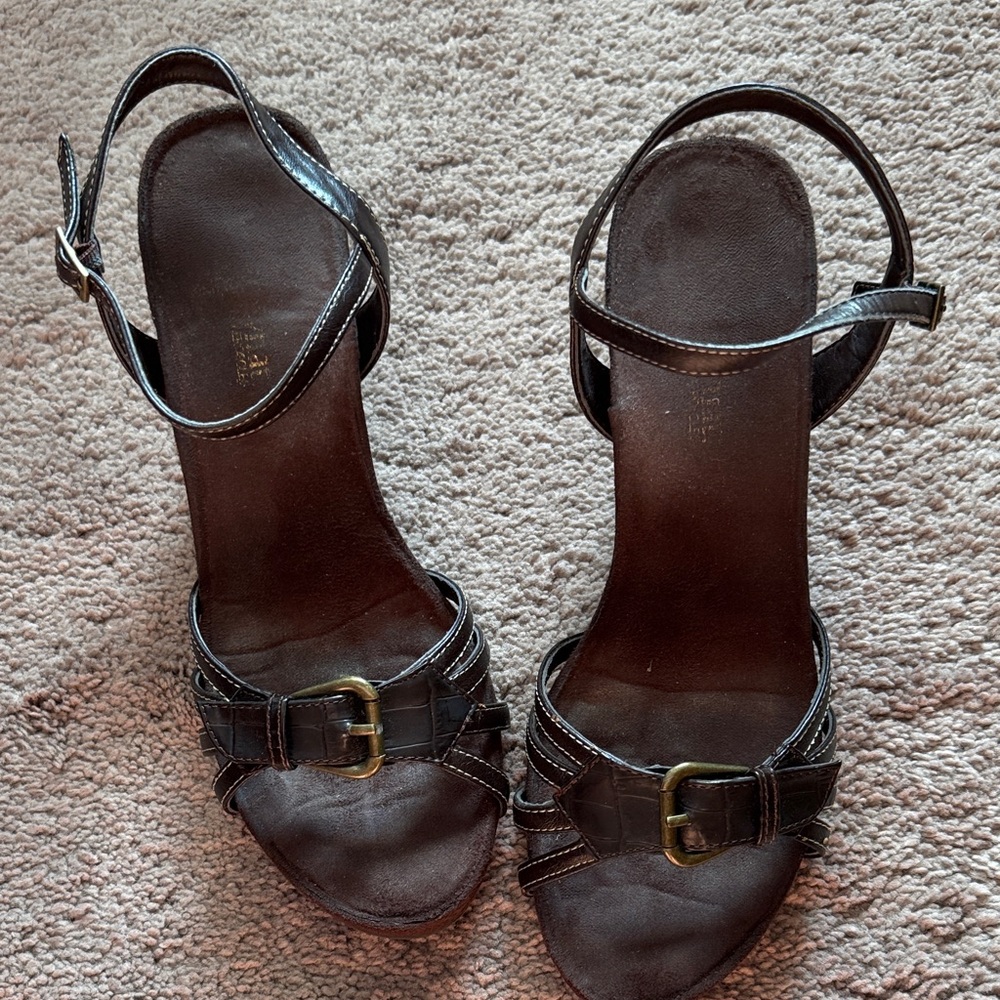 AEROSOLES Brown Buckle Women's Sandals